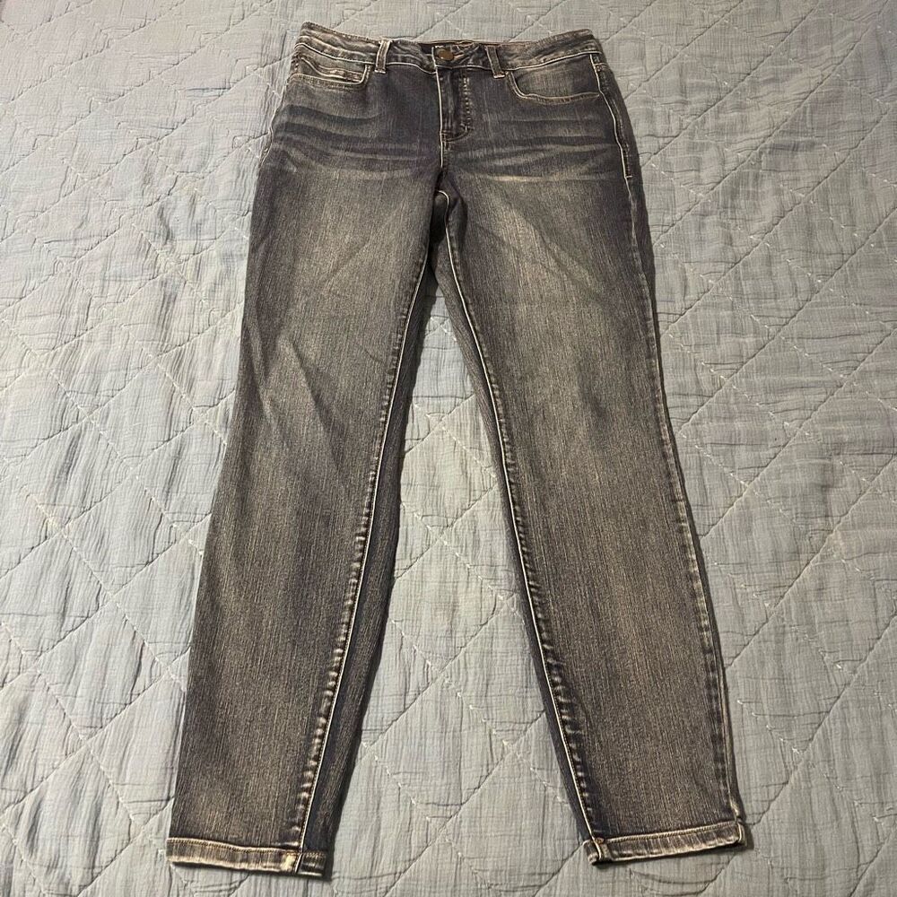 Maurices Dark Wash Skinny Jeans – Women’s Size 10